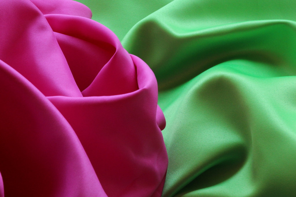 Duchess Fabrics - Rose and Apple