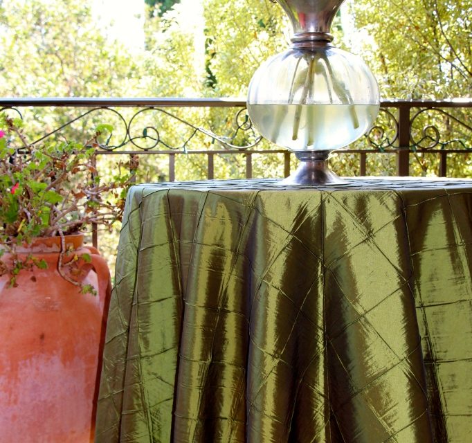 Liven up any Occasion with Festive Bombay Pintuck Table Linens