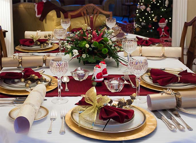 Holiday Table Linens